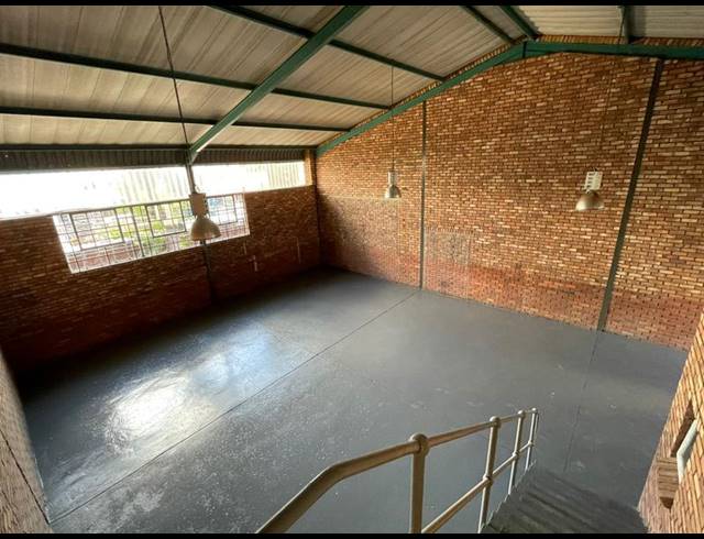 INDUSTRIAL PROPERTY TO RENT IN HENNOPSPARK